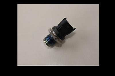 98090186 Fuel Rail Pressure Sensor LBZ & LMM Duramax 2006, 2007, 2008, 2009, 2010