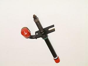 27336 John Deere fuel injector assembly