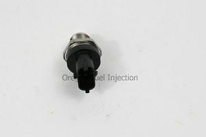 0281006327 Fuel rail pressure sensor fits 2007.5 - 2012 6.7 Dodge Ram Cummins