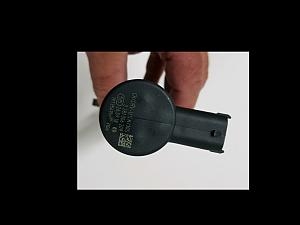 Bosch fuel pressure sensor 14 - 17 EcoDiesel