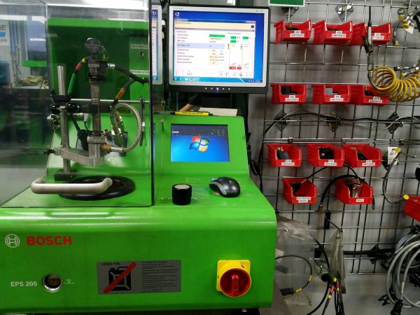 Bosch EPS 205 CR Injector Test Stand